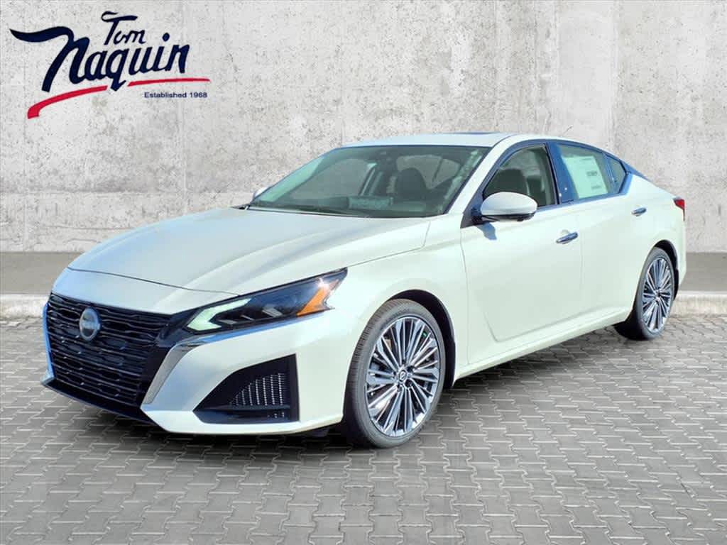 2025 Nissan Altima SL in Pearl White Tricoat — front three-quarter view